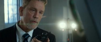 Кадр з фільму 22 милі