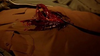 Кадр з фільму Людина-личинка