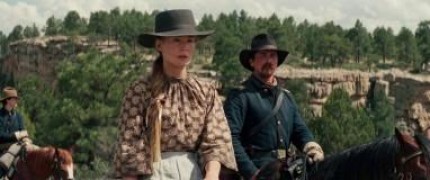 Кадр з фільму Вороги