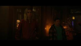 Кадр з фільму Ніч завжди настає