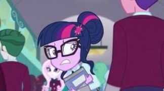 Кадр з фільму My Little Pony: Дівчата з Еквестрії - Ігри Дружби