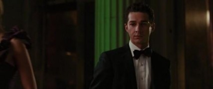 Кадр з фільму Волл-стріт: Гроші не сплять