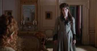 Кадр з фільму Любов і дружба