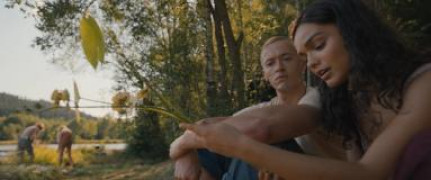 Кадр з фільму Голодні ігри: Балада про співочих пташок і змій