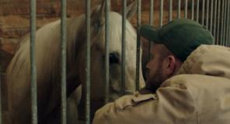 Кадр з фільму Не залишай слідів