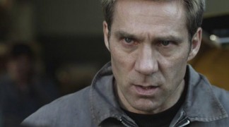 Кадр з фільму Боєць мимоволі