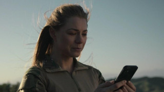 Кадр з фільму Агент Рекон