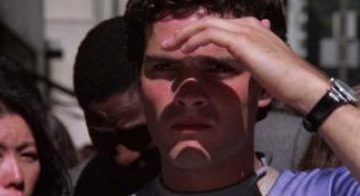 Кадр з фільму Безкінечне кохання