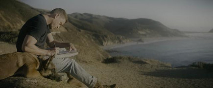 Кадр з фільму Дог