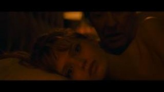 Кадр з фільму Медовий Місяць