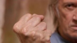 Кадр з фільму Син дракона