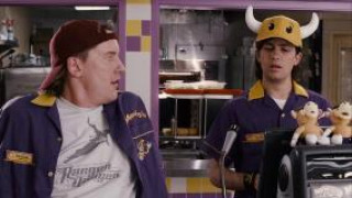 Кадр з фільму Клерки 2