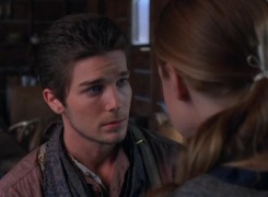 Кадр з фільму Довгий шлях