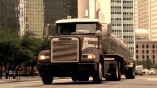 Кадр з фільму Широко крокуючи: Розплата