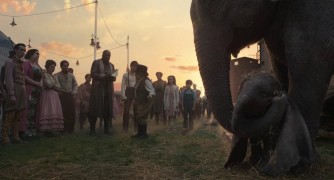 Кадр з фільму Дамбо