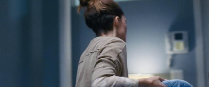 Кадр з фільму Я не залізна