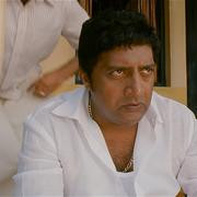 Кадр з фільму Сінгам