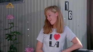 Кадр з фільму Він - моя дівчина