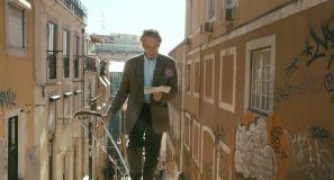 Кадр з фільму Нічний поїзд до Лісабона