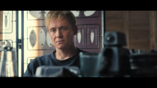 Кадр з фільму Цегла