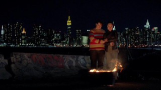 Кадр з фільму Дякуємо за обмін