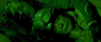 Кадр з фільму Спуск