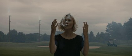 Кадр з фільму Меланхолія