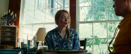 Кадр з фільму Види милосердя