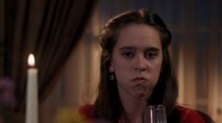 Кадр з фільму Домашній арешт