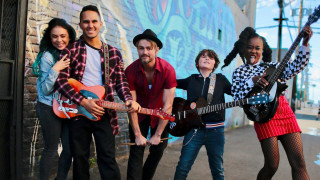 Кадр з фільму Музиканти знову разом