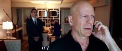 Кадр з фільму Цінний вантаж