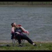 Кадр з фільму Єнот під кайфом