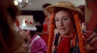 Кадр з фільму Дурнів немає