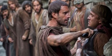 Кадр з фільму Воскресіння