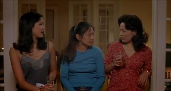 Кадр з фільму Рятуючи обличчя