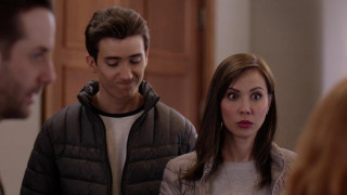 Кадр з фільму Дуже нечесна гра. Таємниці Аврори Тігарден