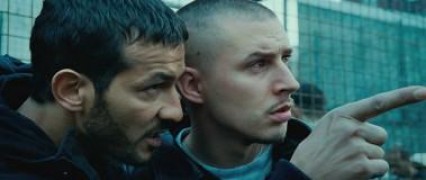 Кадр з фільму Інтереси держави