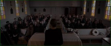 Кадр з фільму Нечистива