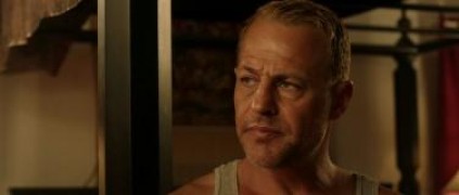 Кадр з фільму Колектор