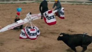 Кадр з фільму Придурки 2