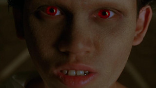 Кадр з фільму Домініон: Попередній