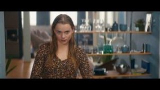 Кадр з фільму Так близько до горизонту