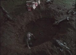 Кадр з фільму Прокляття мертвого озера