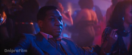 Кадр з фільму Білий хлопець Рік