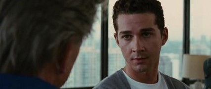 Кадр з фільму Волл-стріт: Гроші не сплять