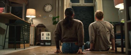 Кадр з фільму Цегла