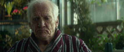 Кадр з фільму Згадати все