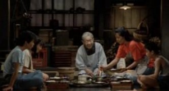 Кадр з фільму Серпнева рапсодія