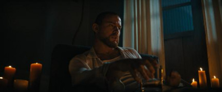 Кадр з фільму Кліпни двічі