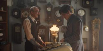 Кадр з фільму Секрет Ювеліра